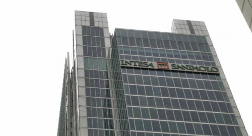 Mps, il governo si dichiara neutrale nel risiko bancario: Intesa e Banco BPM si contendono il futuro del Monte dei Paschi